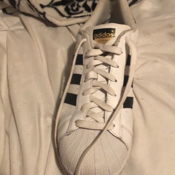adidas original superstars - Picture 3 of 3